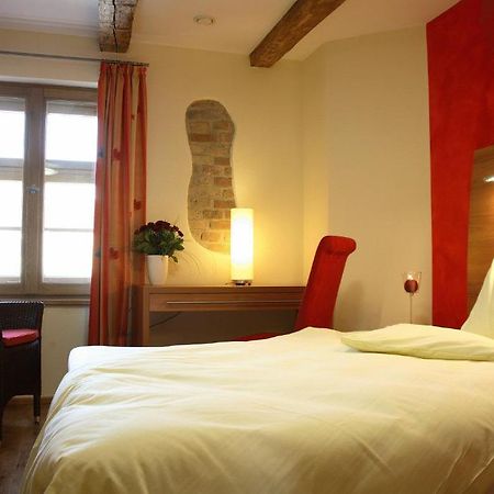Hotel Zum Grunen Baum Plattling Room photo