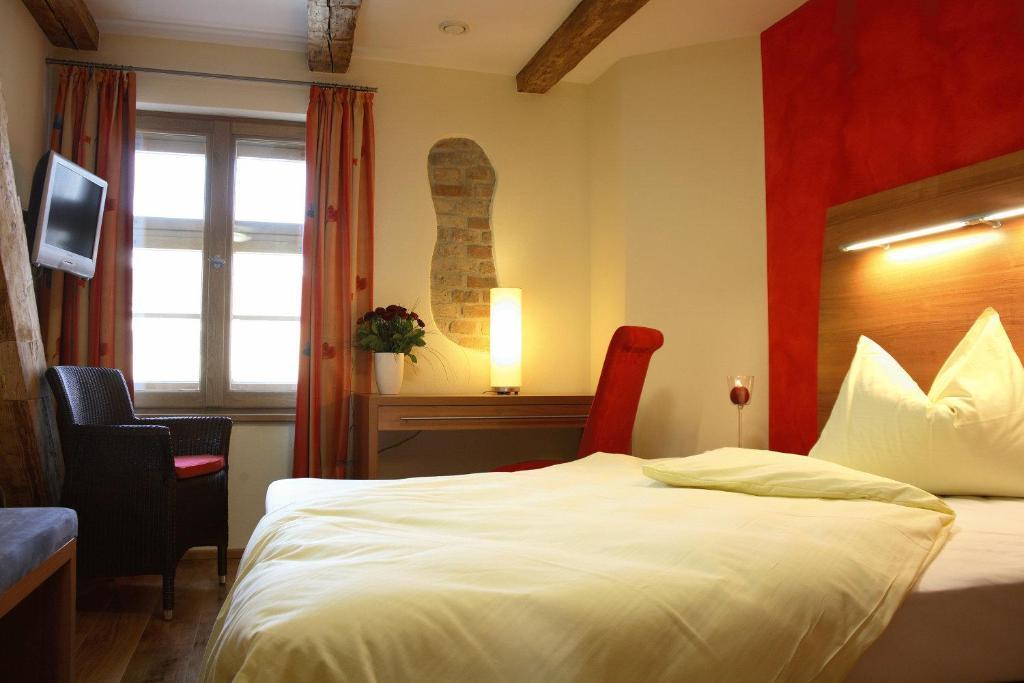 Hotel Zum Grunen Baum Plattling Room photo